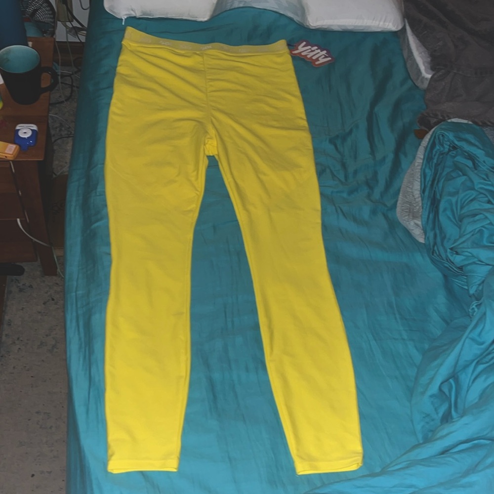 Yitty fabletics leggings
